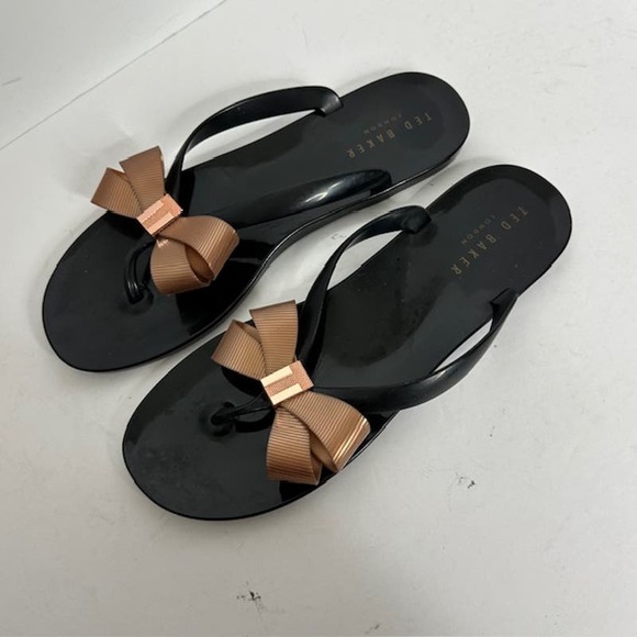 Ted Baker Shoes - Ted Baker‎ Rose Gold Thong Sandals